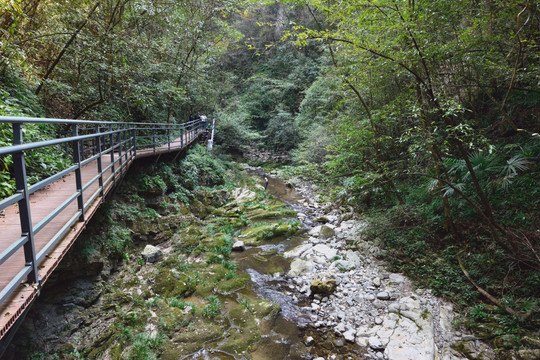 五峰白岩圈景区