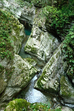 五峰白岩圈景区
