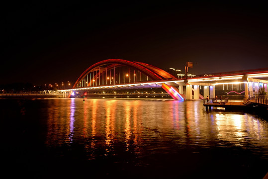 金华双龙大桥夜景红色