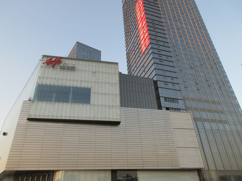正弘城商业中心