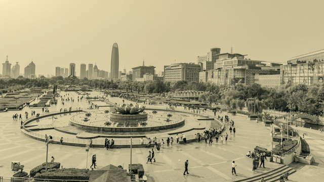 济南泉城广场老照片