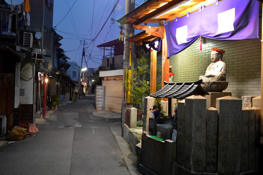 大阪街头夜景