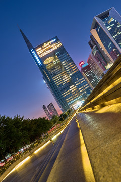 广州农村商业银行大楼夜景