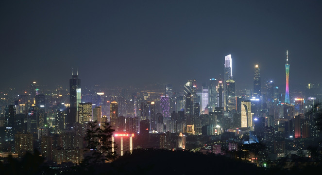 广州白云山夜景