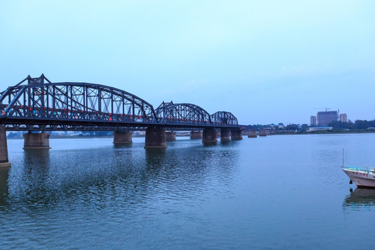 鸭绿江断桥风景