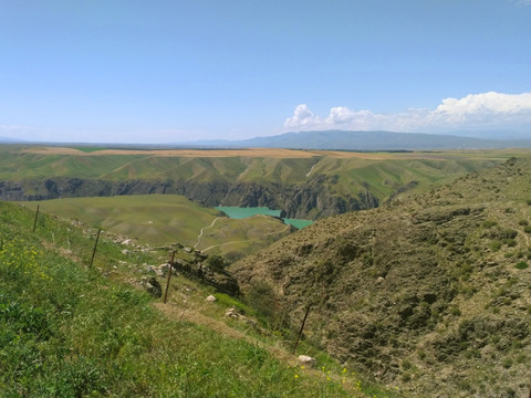 新疆喀拉峻草原阔克苏峡谷鳄鱼湾