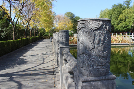 洛阳白马寺石柱子