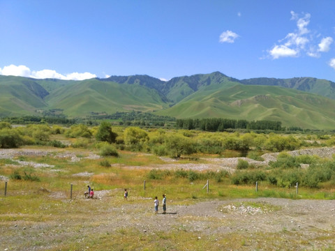 新疆巴音布鲁克草原自然风光