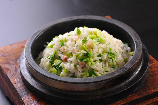石锅菜饭