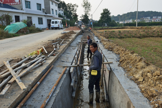 水利建设工地