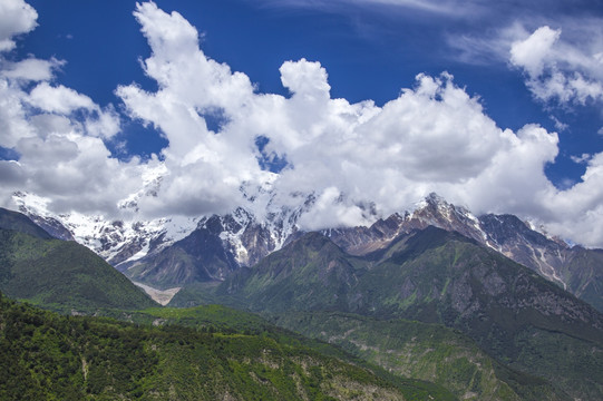 米拉山
