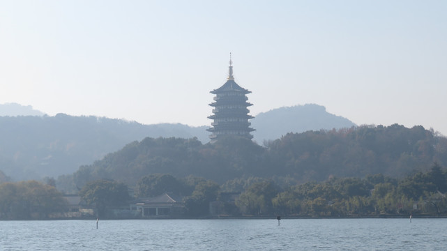 西湖雷峰塔