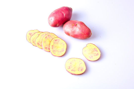 红皮土豆紫心土豆