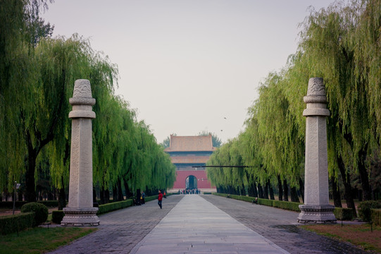 十三陵神路