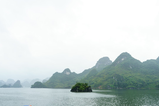 广西南宁上林大龙湖景区风光