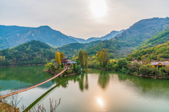淄博云水瑶景区秋天山水风景