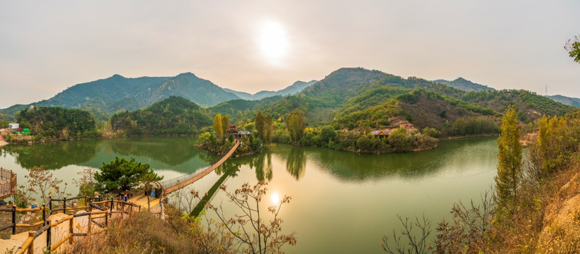 山水画淄博云水瑶景区秋天风景