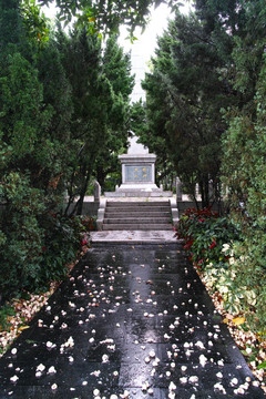 惠州西湖黄埔纪念碑