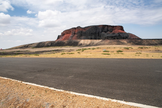 乌兰察布火山公路