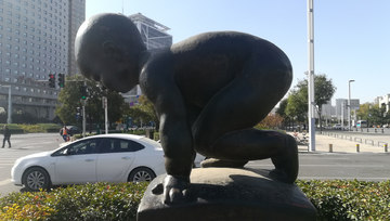 郑州CBD落成纪念雕塑