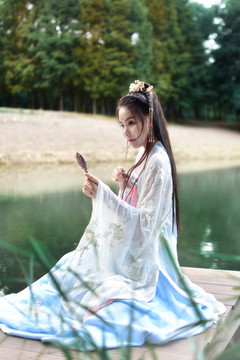 古装美女汉服襦裙女装写真服饰图