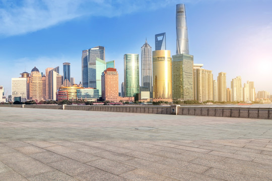 地砖地面和上海现代高端建筑群