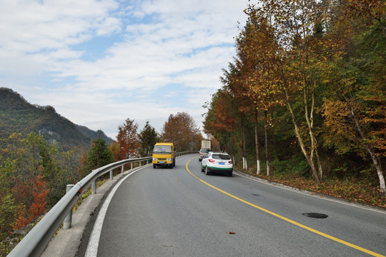 山区公路