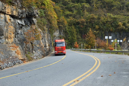 山区公路