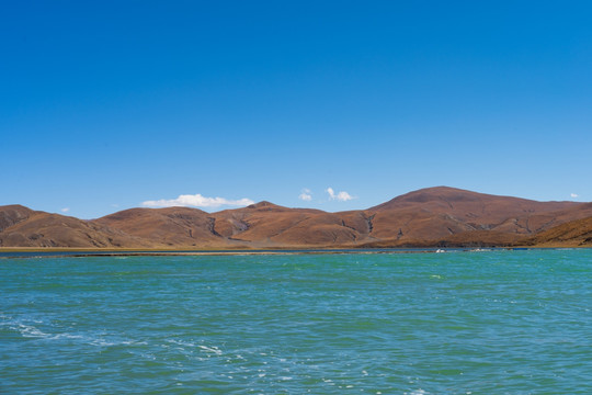西藏拉孜县的一个双色湖025