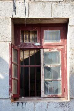 老旧窗户