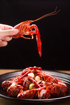 十三香小龙虾