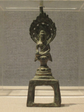 鎏金铜释迦牟尼坐像
