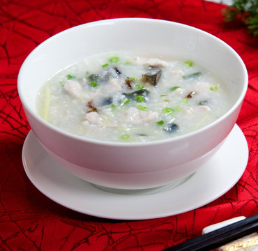 皮蛋瘦肉粥