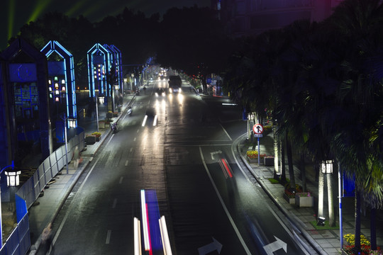 街道夜景