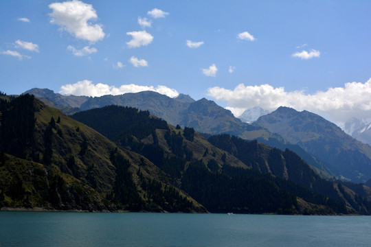 天山天池