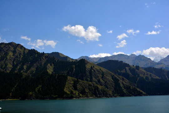 天山天池