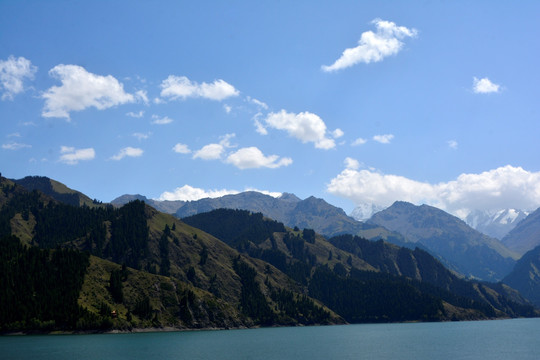 天山天池
