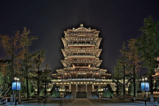 超然楼夜景