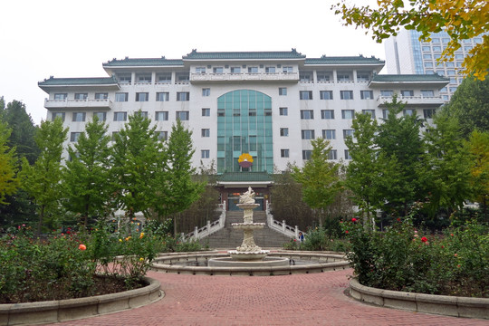 北京石油干部管理学院