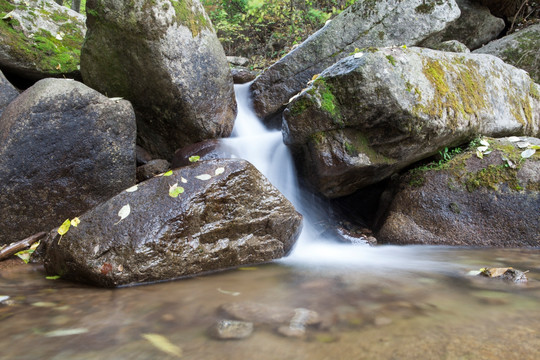 山涧小溪