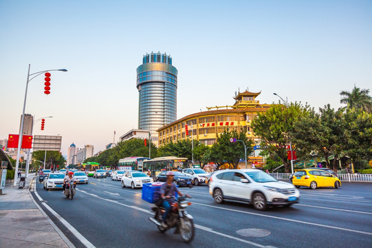 肇庆端州四路街景