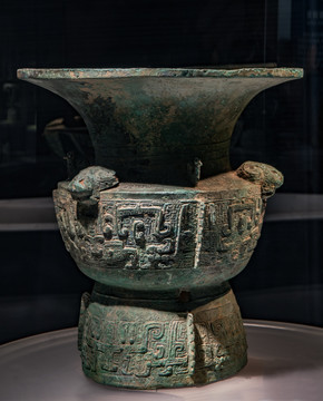 三星堆青铜尊