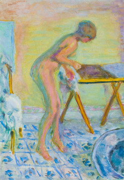 皮埃尔·博纳尔站在折叠桌旁的裸体女人