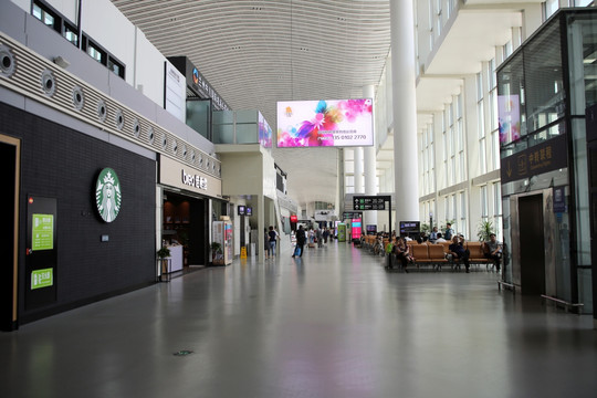 兰州机场航站楼候机厅内景