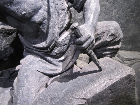 雕刻技师石像