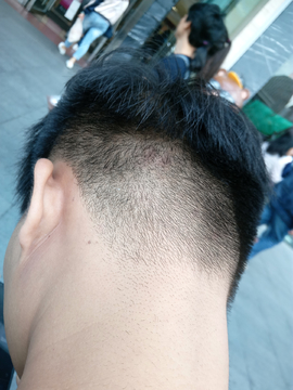 头发 头背 后面