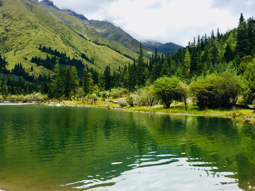 高山湖泊