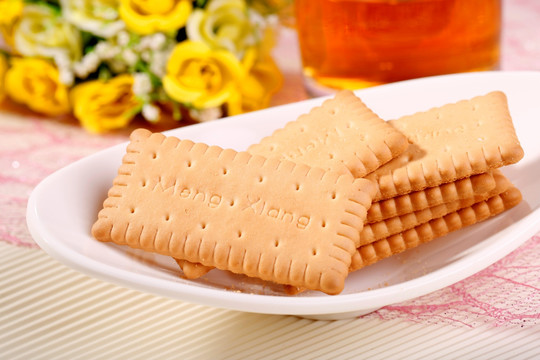 钙奶饼干
