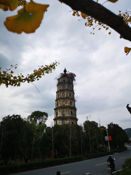 古塔