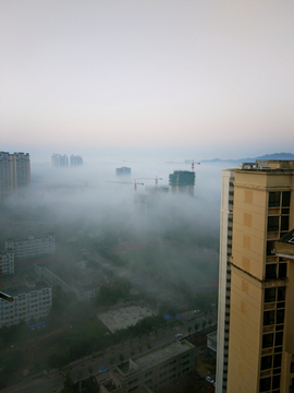 大雾都市